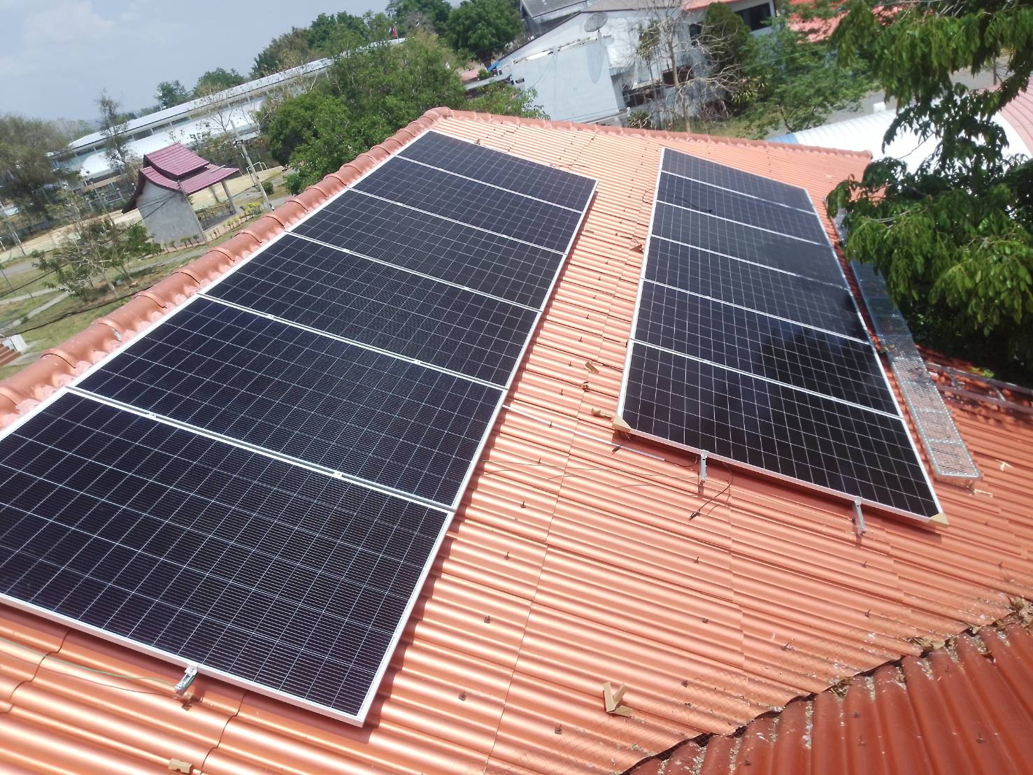 โครงการติดตั้งโซล่าเซลล์ 15kw Ongrid ที่ว่าการอำเภอโคกเจริญ ลพบุรี